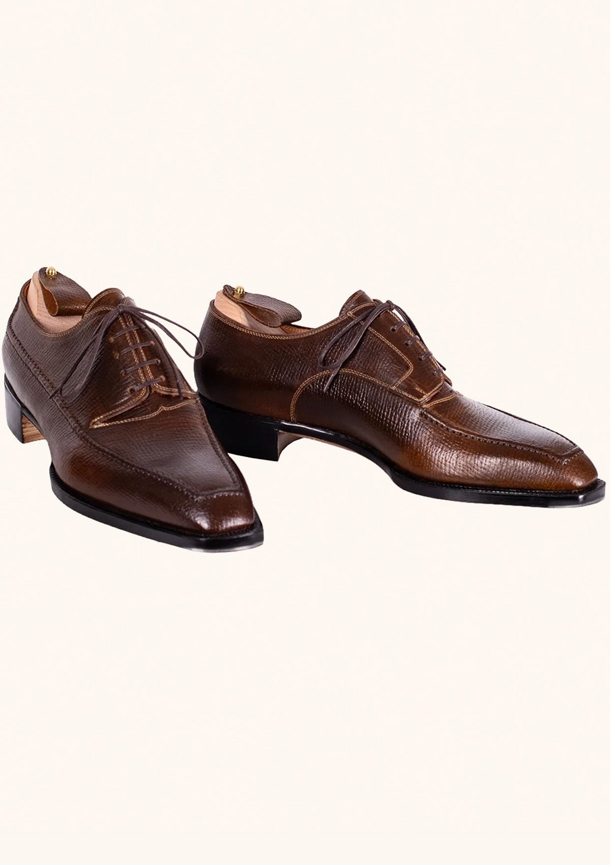 Hatched Five Eyelet Derbies