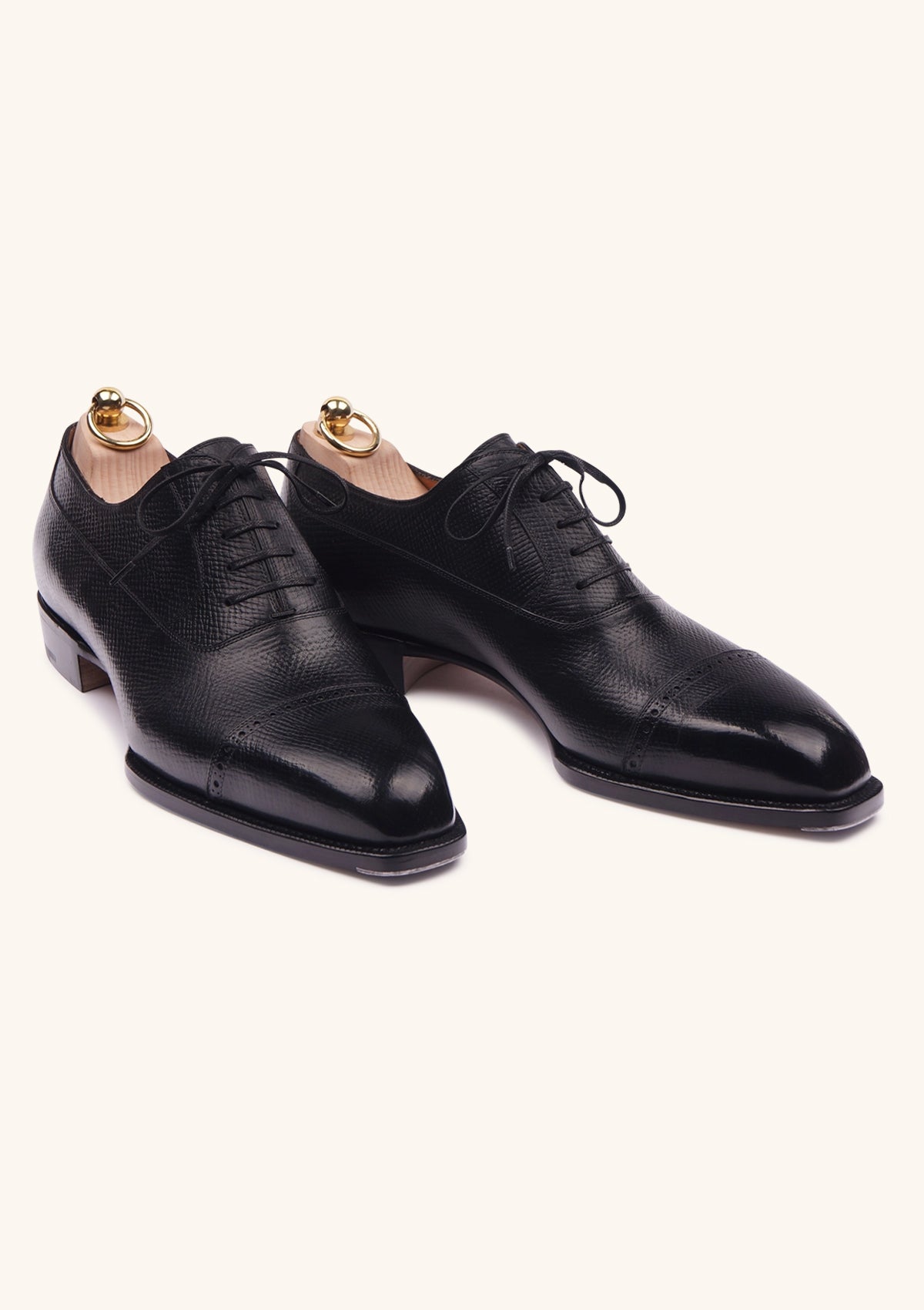 Oxford With Brogued Cap Toe