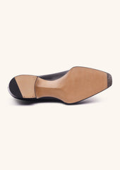 Oxford With Brogued Cap Toe