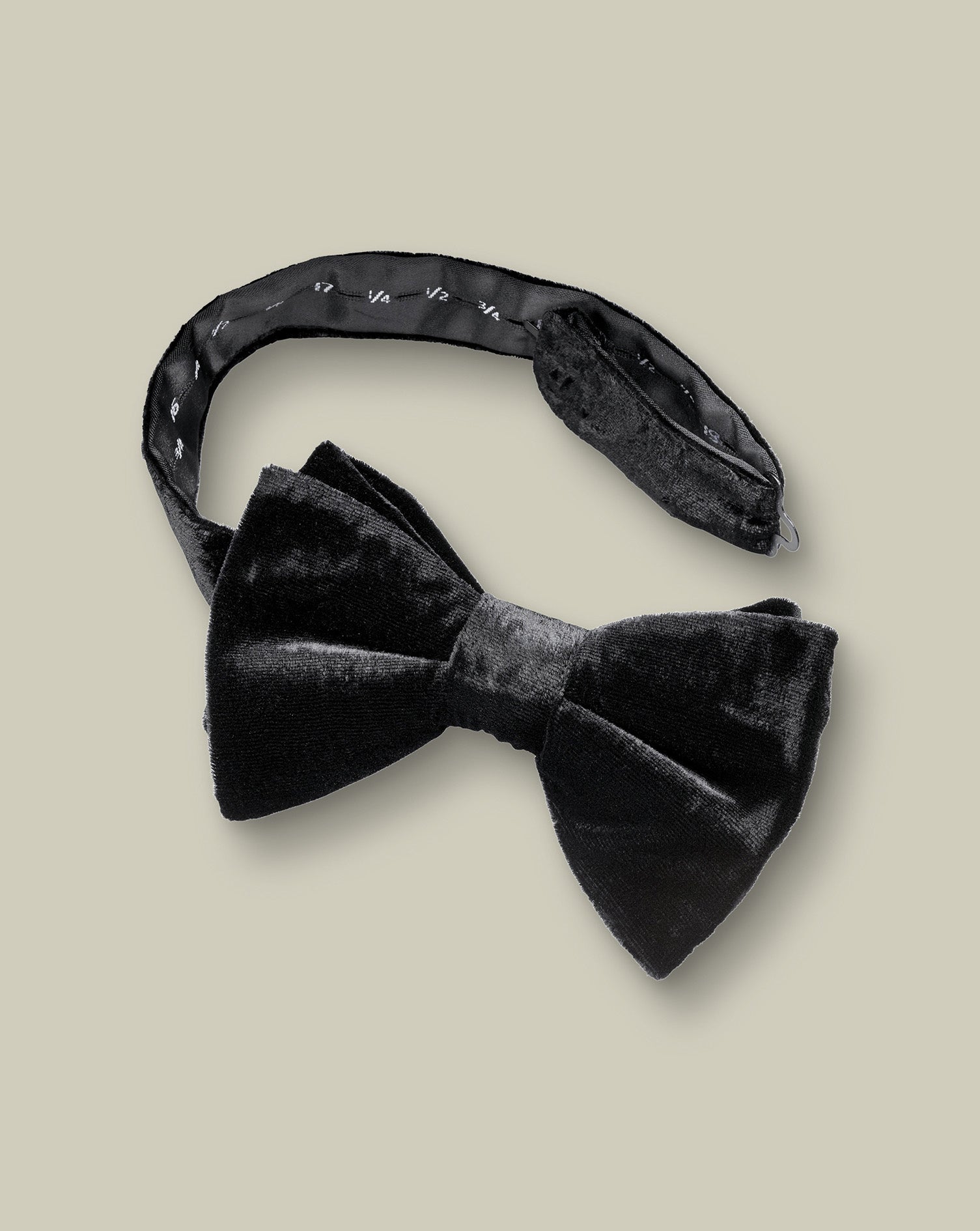 Velvet Bow Tie - Black