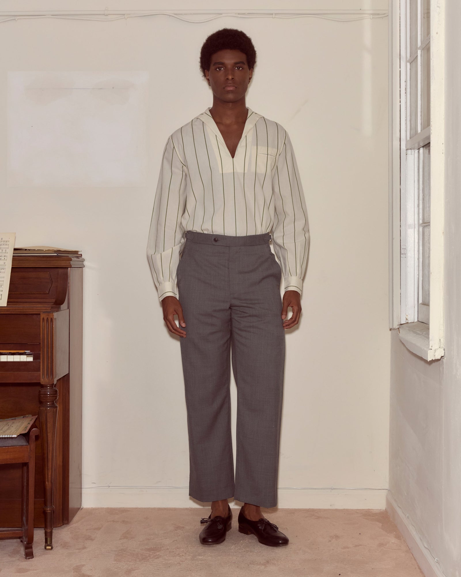 Tropical Wool Side Buckle Trousers Grey
