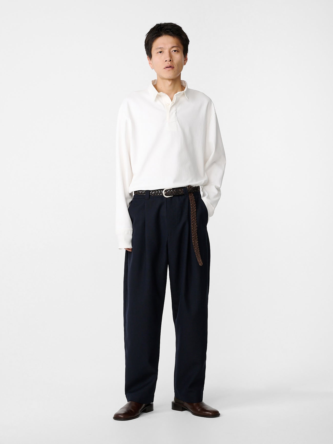 Tuck Heritage Wool Pant In Darkest