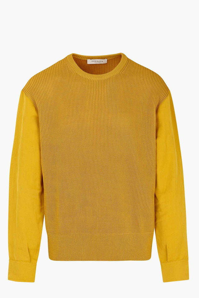 Lucio Unisex Sweater in Knit and Fabric