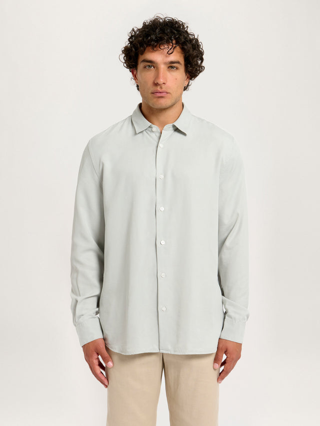 The Relaxed Tencel Shirt || Light Grey | Tencel™ Lyocell