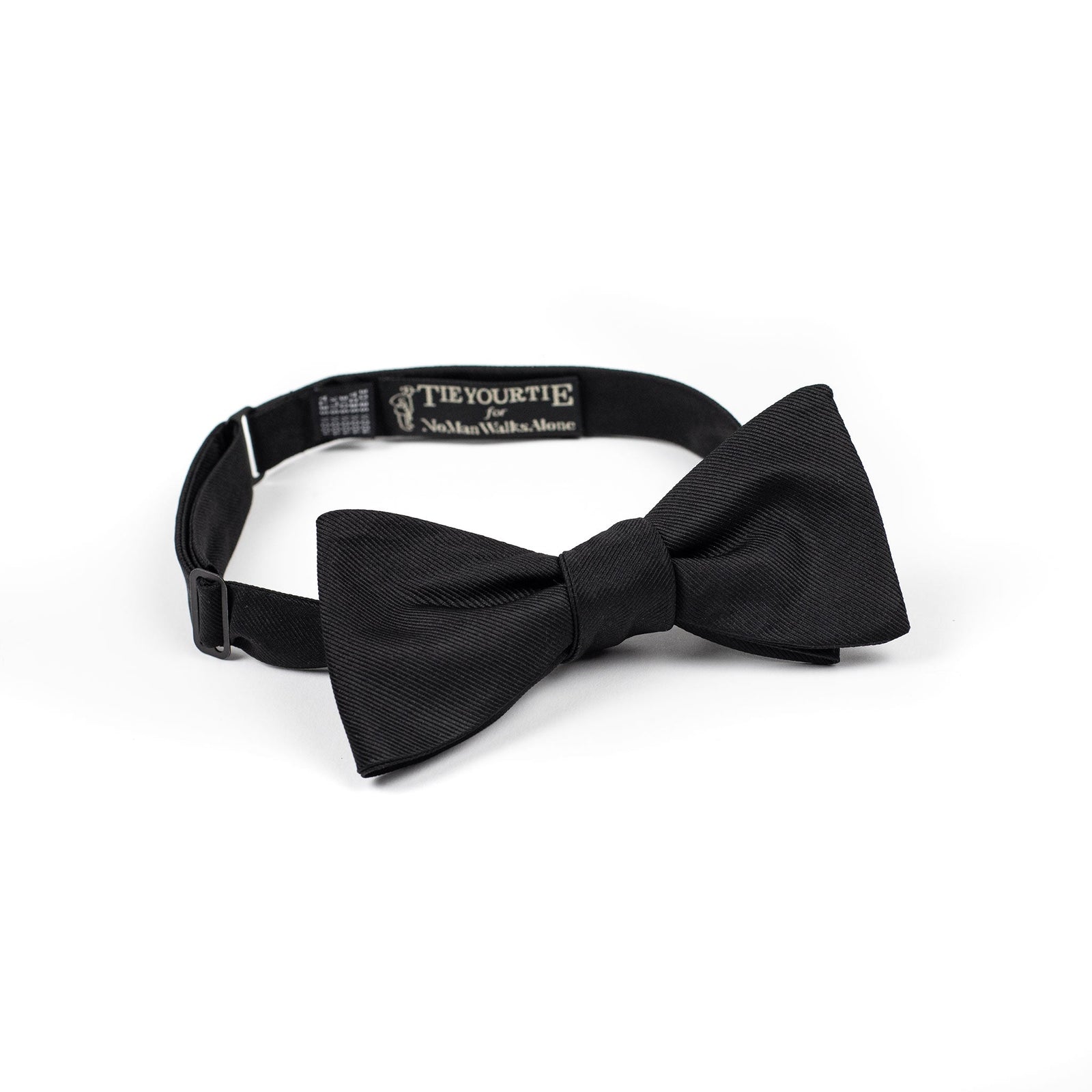 Bow Tie In Silk Grosgrain