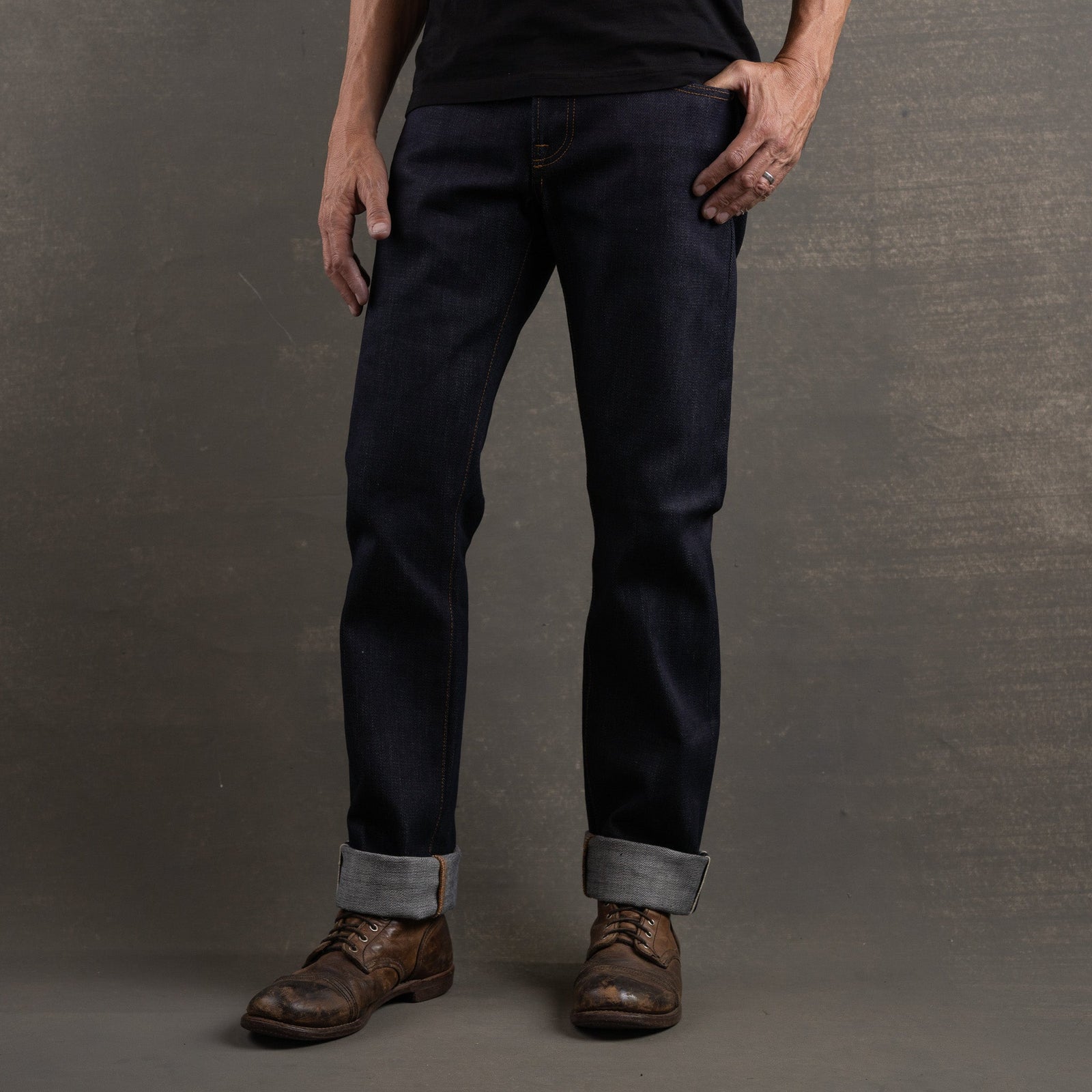 True Straight 21.5oz Dark Gauntlet Heavyweight Selvage Denim