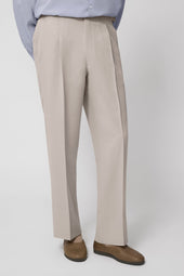Single Pleat Trouser