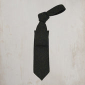 Tweed Tie In