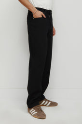 Antifit Denim in Black