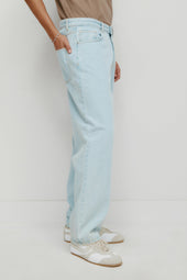 Antifit Denim in Light Wash