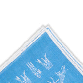 Pochette Bleu Ciel Blanc Motif Girafes Laine Soie