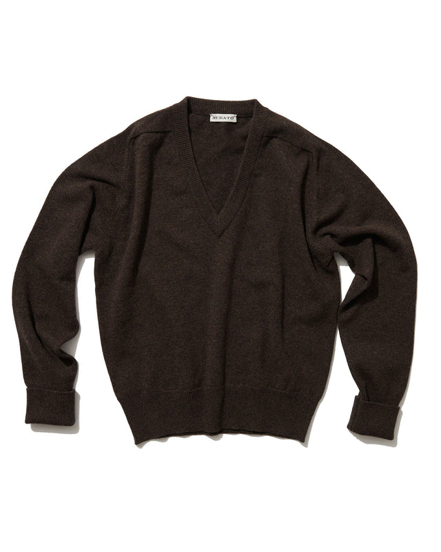 Standard V-Neck in Earth