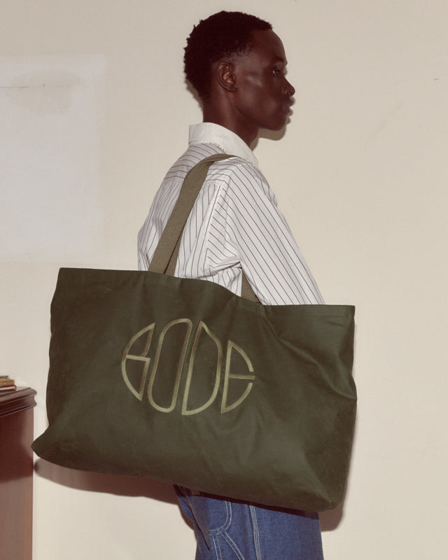 Waxed Cotton Zip Tote