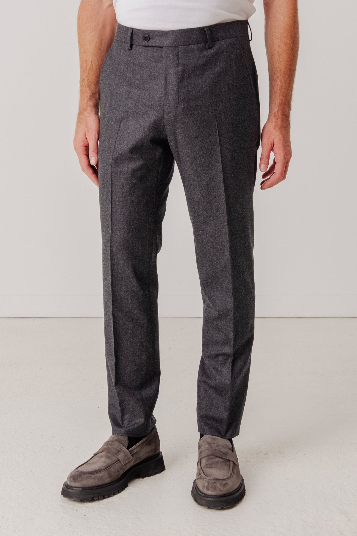 Pants en flanelle William Simple gris foncé