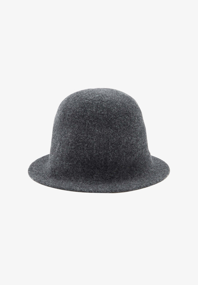 Cloche bucket hat