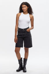 Antifit Denim Shorts in Washed Black
