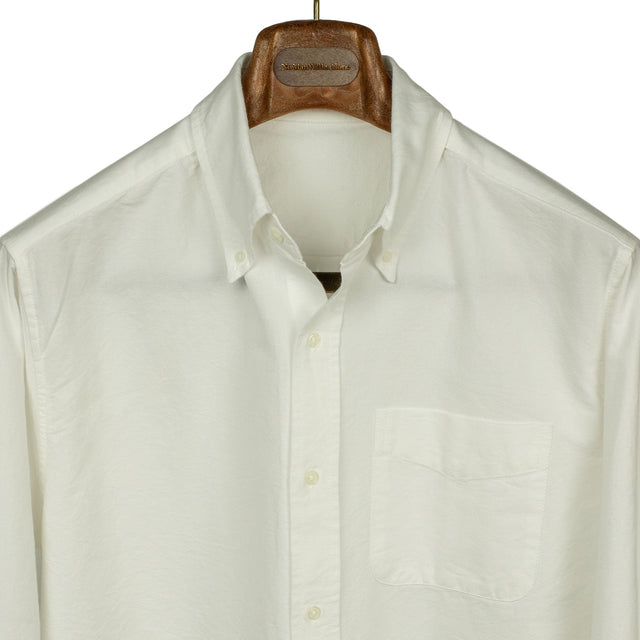 Classic oxford cloth button-down shirt in white
