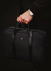 M/S ENDEAVOUR | Eclipse Black/Black