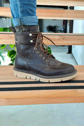 Explorer Z525 Vintage Boots