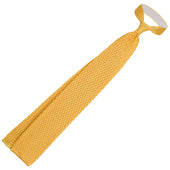 Zigzag Silk Knit Tie Pale