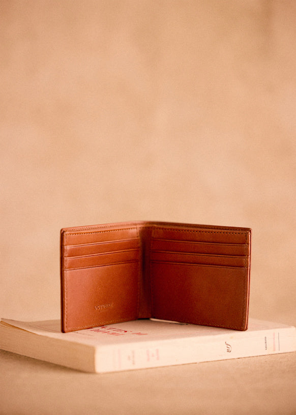Chris Wallet Camel