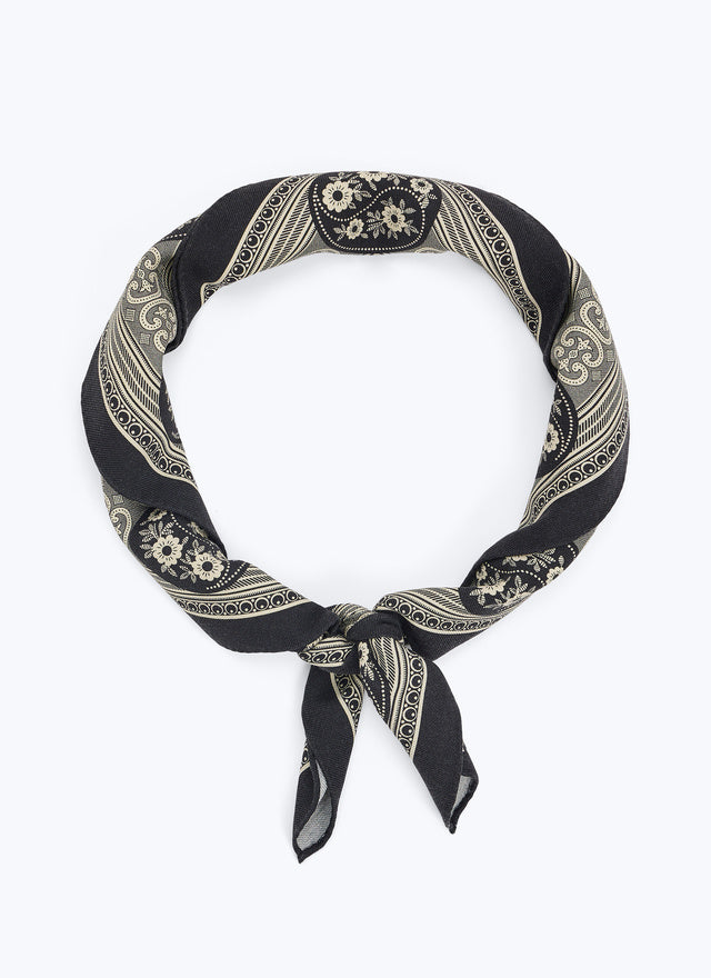 Silk and wool bandana with pattern