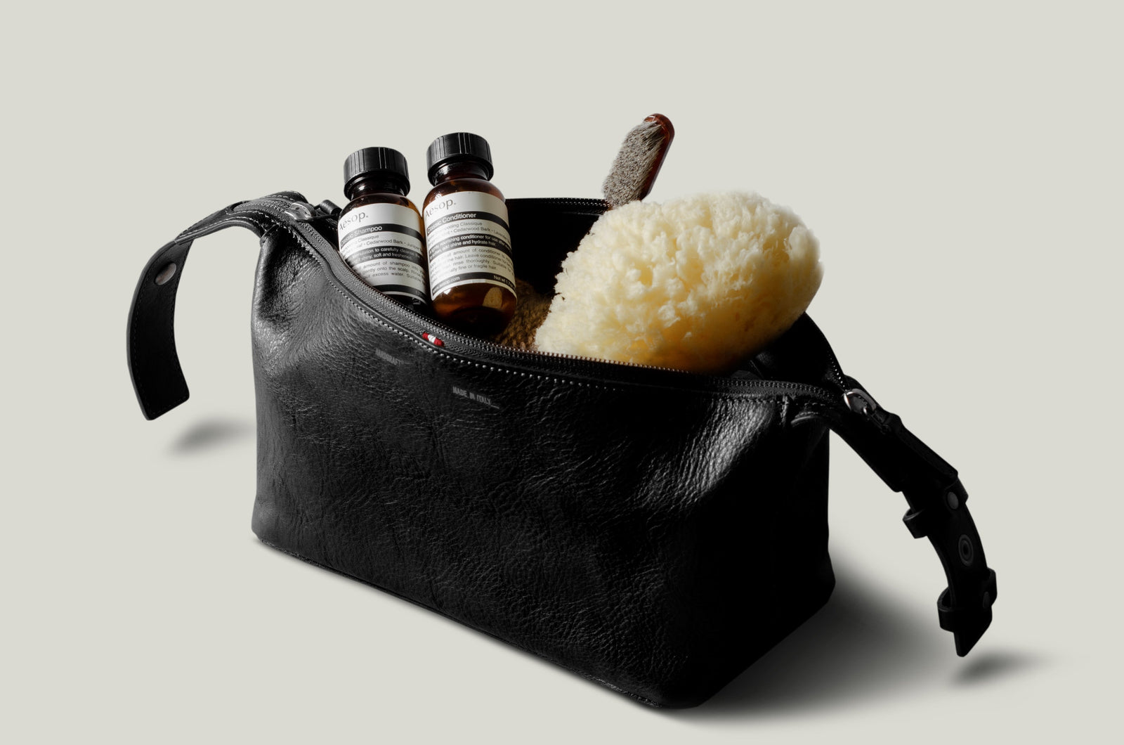 Belted Dopp Kit . Coal