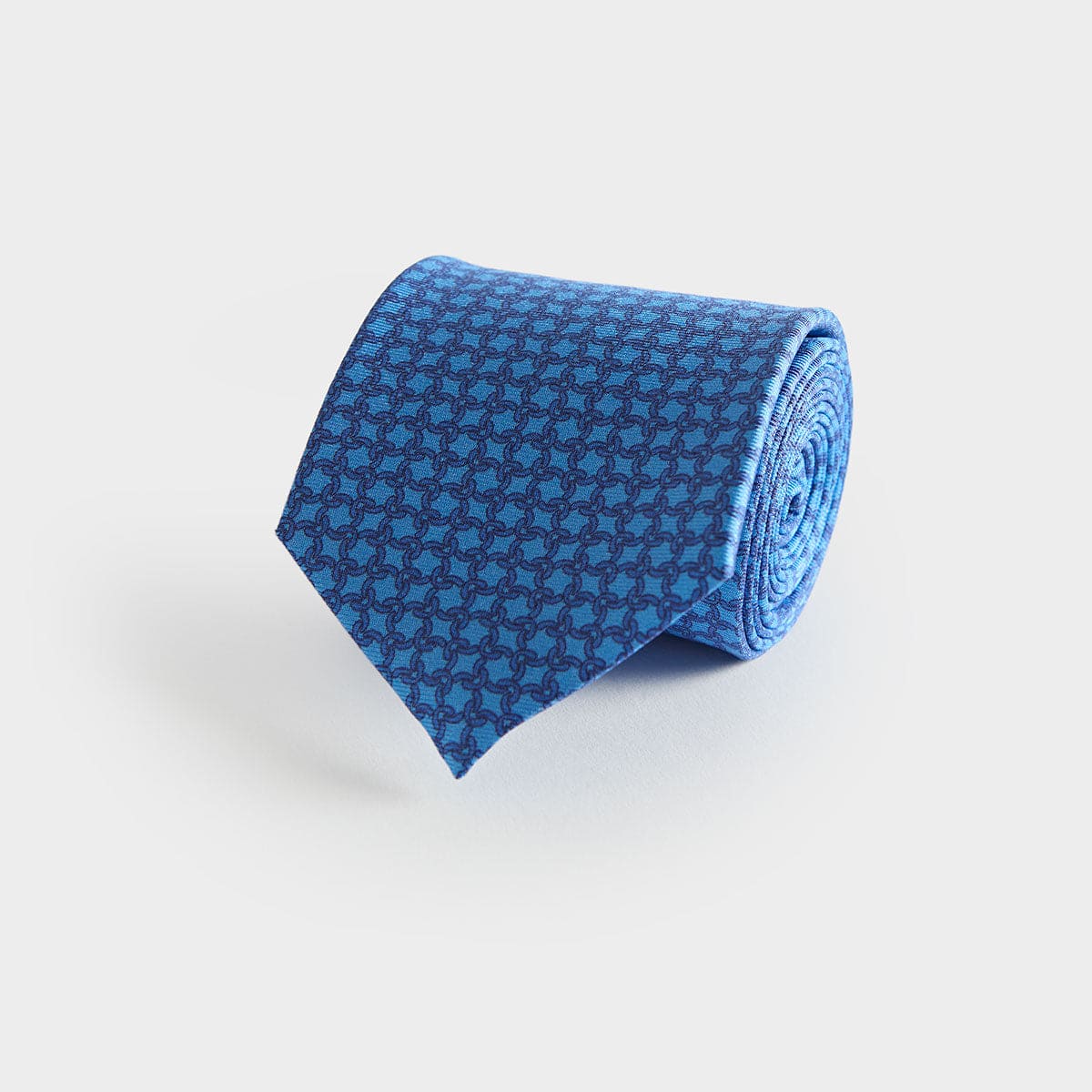 Interlocking Links Printed Silk Tie