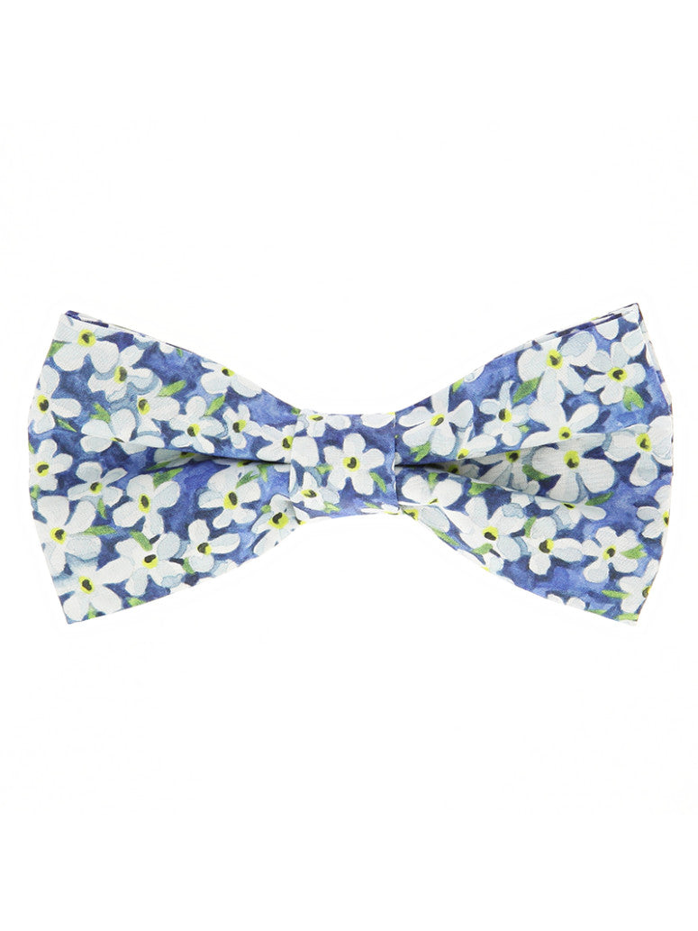 Liberty Bow Tie With White Flowers Jasmin