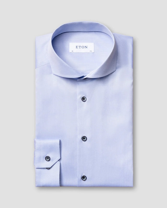 Hellblaues Twill-Hemd mit navyblauen Knöpfen - Eton
