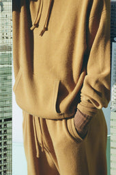 HEAVYWEIGHT HOODIE