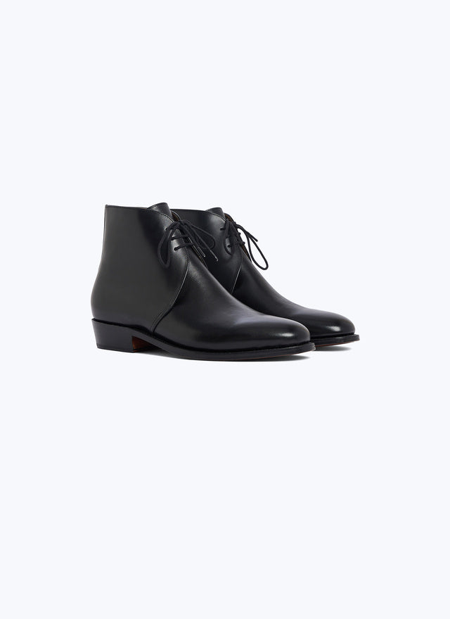 Lace-up leather ankle boots