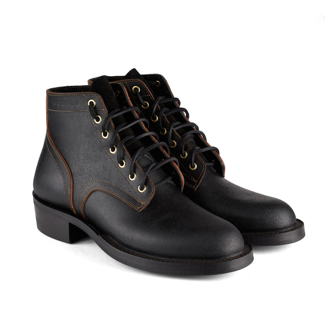 Wanes · Waxed Flesh · Black Nut Core
