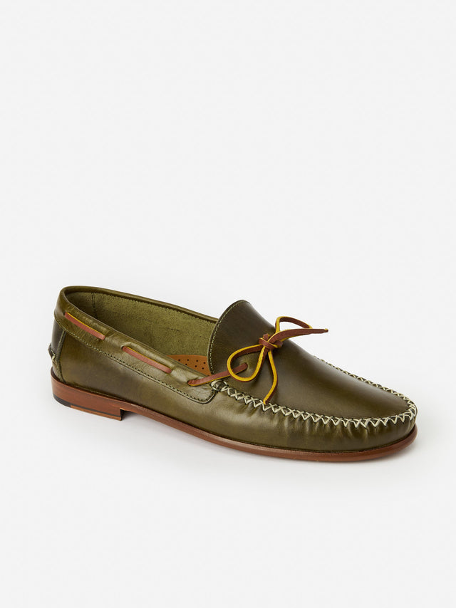 Dk_Green Solid Camden Leather Moccasins | Men's Shoes | J.McLaughlin