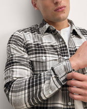 The Brushed Flannel Shirt | Light Heather Oat / Black