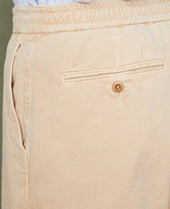 Chino a taille elastique