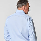 Classic Fit Plain Light End On End Cotton Shirt With Cut Away Collar Double Cuff
