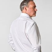 Classic Fit Plain Sea Island Quality Cotton Poplin Shirt With Classic Collar Two Button Cuff