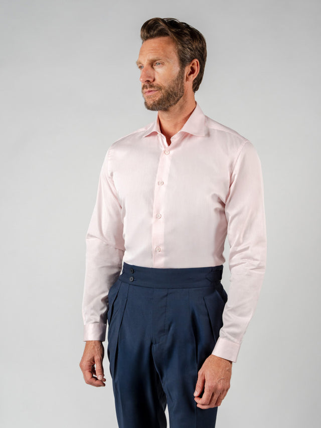 Classic shark collar shirt in pink poplin