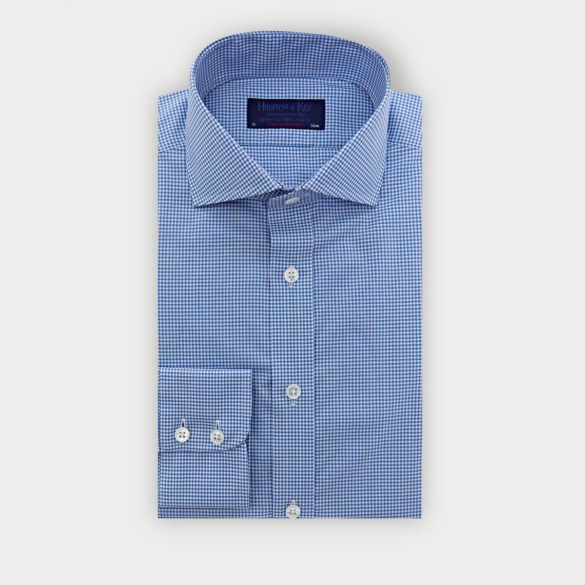 Contemporary Fit Small Gingham Check Cotton Shirt With Cut Away Collar Two Button Cuff