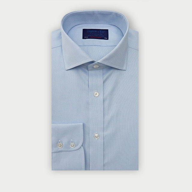 Contemporary Fit Light Blue Plain Oxford Cotton Shirt with Cut-Away Collar & Two Button Cuff