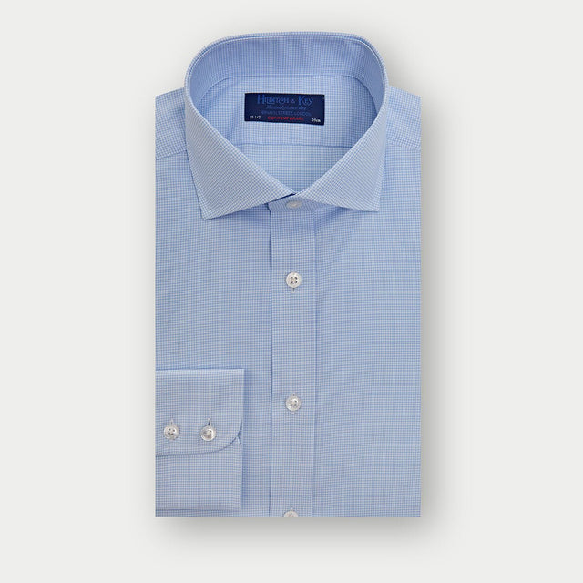 Contemporary Fit Light Blue Small Gingham Check Cotton Shirt with Cut-Away Collar and Two Button Cuff