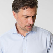 Contemporary Fit Light Textured Check Cotton Shirt With Cut Away Collar Two Button Cuff