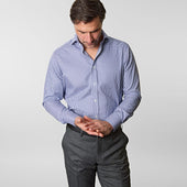 Contemporary Fit Gingham Check Oxford Cotton Shirt With Cut Away Collar Two Button Cuff