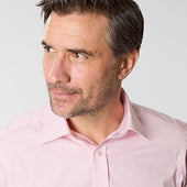 Contemporary Fit Pink Gingham Check Cotton Shirt With Classic Collar Double Cuff