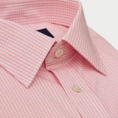 Contemporary Fit Pink Gingham Check Cotton Shirt With Classic Collar Double Cuff
