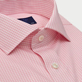 Contemporary Fit Pink Gingham Check Cotton Shirt With Cut Away Collar Two Button Cuff