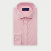Contemporary Fit Pink Gingham Check Cotton Shirt with Cut-Away Collar & Two Button Cuff