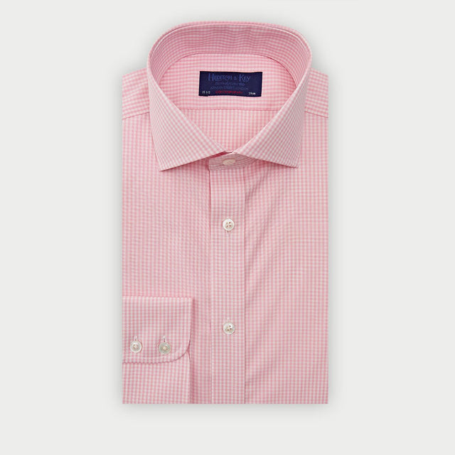 Contemporary Fit Pink Gingham Check Cotton Shirt with Cut-Away Collar & Two Button Cuff