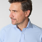 Contemporary Fit Plain Cotton Poplin Shirt With Cut Away Collar Two Button Cuff